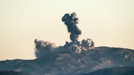 Türkische Kampfjets bombardieren Kurdenstellungen in Syrien (Aufnahme vom 20. Januar nahe Afrin).
