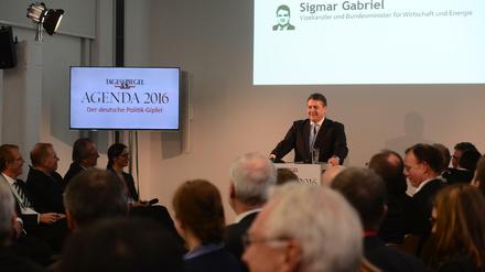 SPD-Chef Sigmar Gabriel auf der Veranstaltung "Agenda 2016" im Verlagsgebäude des Tagesspiegels.