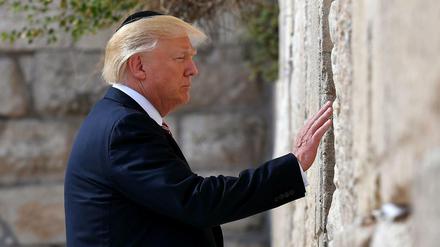 An der Klagemauer. US-Präsident Donald Trump zeigte sich beim Besuch dieses symbolträchtigen Ortes in Jerusalem ungewohnt demütig. 