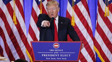 Konfrontativ: Donald Trump bei seiner ersten Pressekonferenz nach der Wahl.