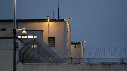 In der Justizvollzugsanstalt Leipzig war der unter Terrorverdacht festgenommene Dschaber Albakr am 12. Oktober in seiner Zelle erhängt aufgefunden worden.