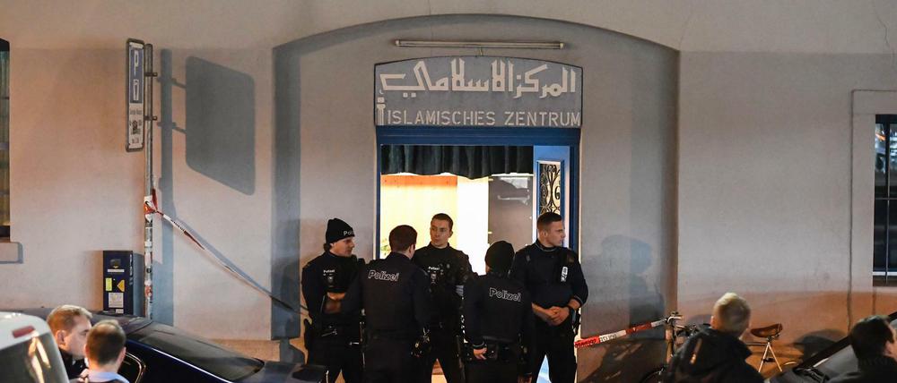 Polizei vor dem Tatort in Zürich