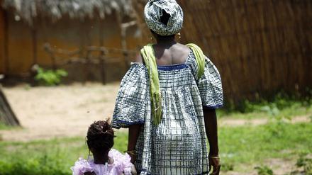 Viele Frauen und Mädchen in Senegal werden noch immer Opfer von Genitalverstümmelungen.