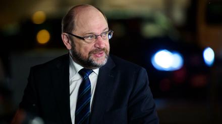 SPD-Chef Martin Schulz am Montag vor einem Treffen der Parteispitzen von CDU, CSU und SPD in die CDU-Bundesgeschäftsstelle. 