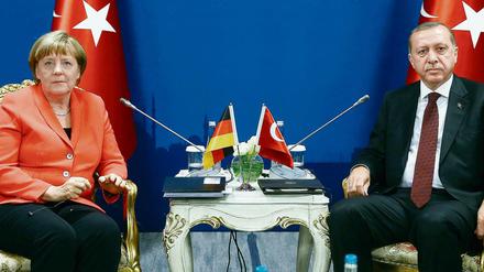 Angela Merkel bei ihrem letzten Besuch bei Erdogan im Mai 2016.