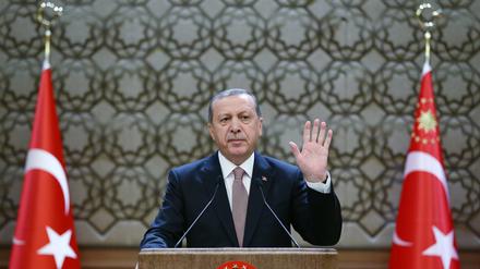 Der türkische Staatspräsident Recep Tayyip Erdogan bei seiner Ansprache.