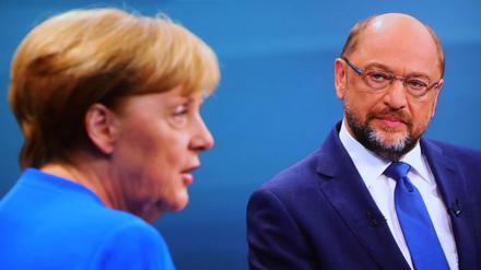Deutschland im Stillstand. Angela Merkel (CDU) und Martin Schulz (SPD).