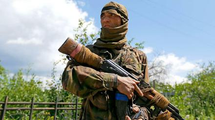 Die Rebellen in Donezk im Osten der Ukraine haben sich zu einer Feuerpause bereiterklärt.