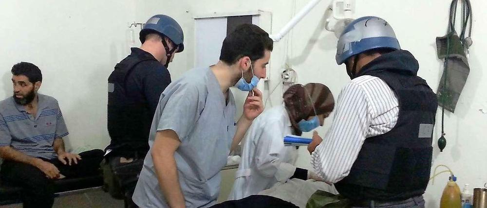 UN-Chemiewaffenexperten in einem Krankenhaus in Damaskus