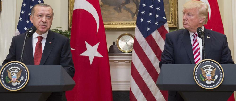 Nicht auf einer Linie: Erdogan und Trump bei ihrem ersten Treffen in Washington am Dienstag.