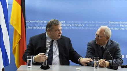 Besuch in Berlin. Der griechische Vize-Premier Evangelos Venizelos (links) und Finanzminister Wolfgang Schäuble.