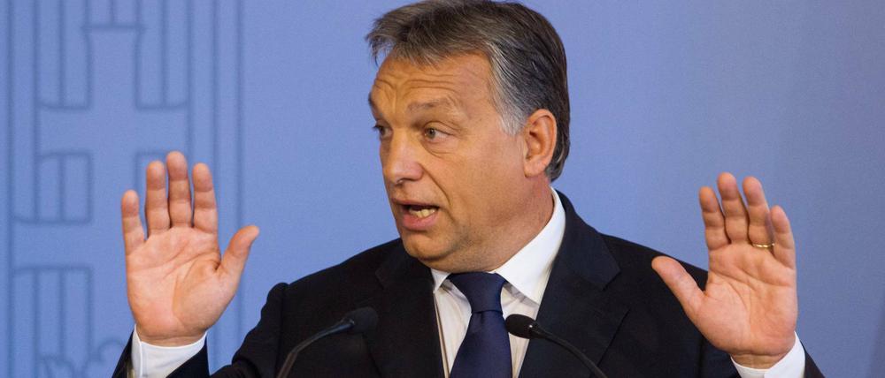 Ungarns Premier Viktor Orban fährt in der Flüchtlingskrise weiter eine extrem harte Linie.