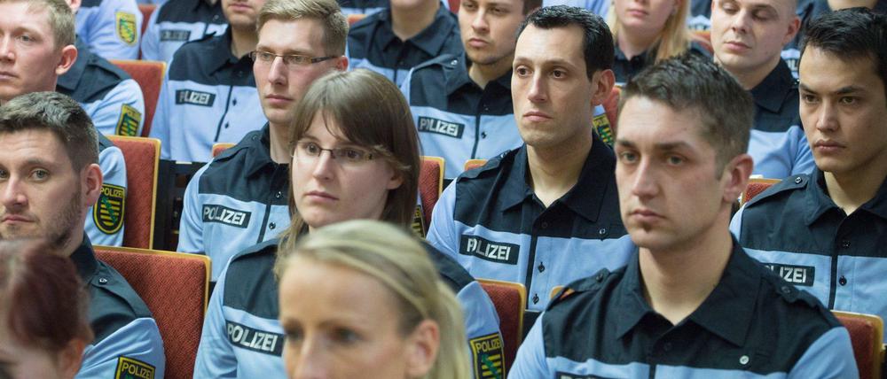 Die ersten angehenden Wachpolizisten in Sachsen zu Beginn ihrer dreimonatigen Ausbildung Anfang Februar.