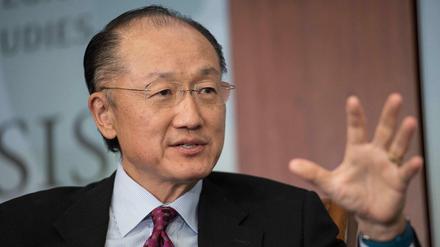 Jim Kim geht in die Verlängerung. Der Aufsichtsrat der Weltbank entschied, ihm eine zweite Amtszeit zu gewähren. 