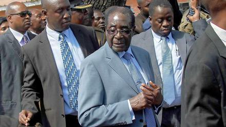 Der 89-jährige Mugabe ist seit 33 Jahren im Amt. 