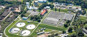 Gewaltige Investitionen. Über 80 Millionen Euro sind seit 1992 in den Ausbau und die Modernisierung der Abwasseranlagen in der Region Teltow und des Stahnsdorfer Klärwerkes geflossen.