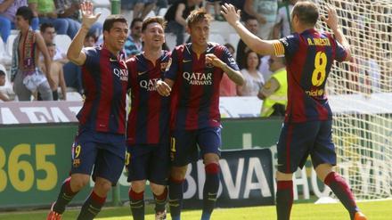 Gegen Cordoba in Torlaune: Der FC Barcelona um Luis Suarez, Lionel Messi, Neymar und Andres Iniesta (v.l.).