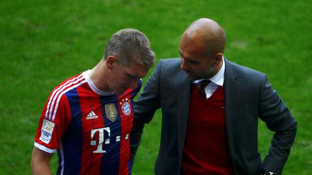 Kann er? Oder kann er nicht? Bayern-Coach Pep Guardiola muss um den Einsatz seines Kapitäns Bastian Schweinsteiger im DFB-Pokalfinale bangen. 