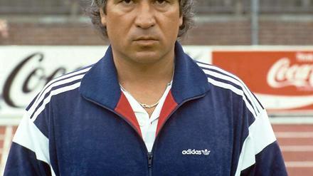1985, als Trainer von Hannover 96. Werner Biskup.