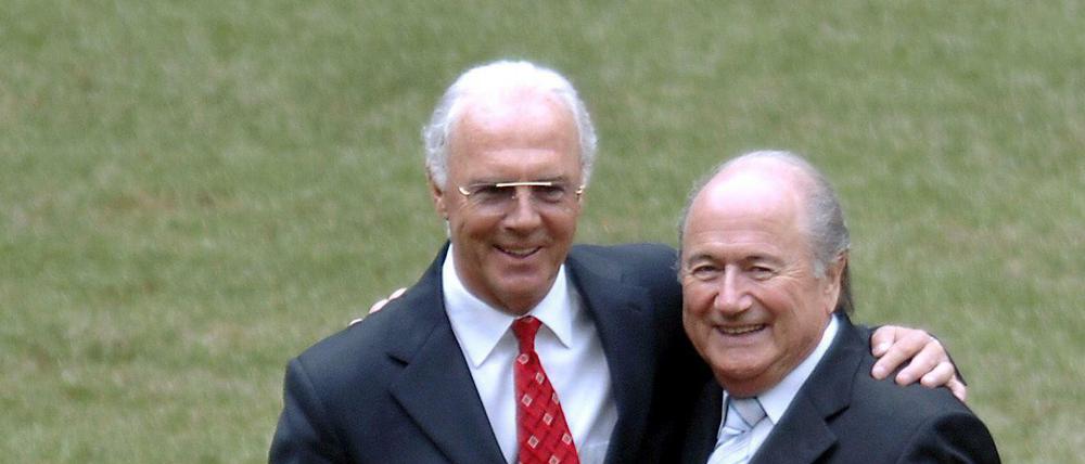 Am Ende oft einer Meinung: Franz Beckenbauer (links) und Sepp Blatter. 