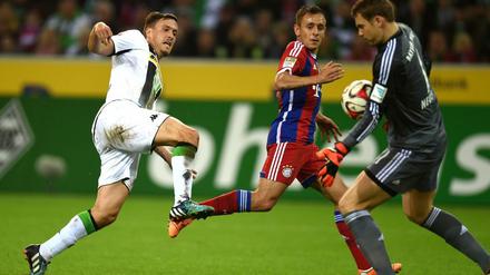 Überragender Mann für den FC Bayern: Torwart Manuel Neuer rettete mit seinen Paraden ein Unentschieden für den Rekordmeister bei Borussia Mönchengladbach.