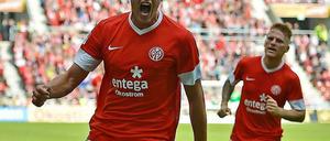Der FSV Mainz 05 gewann souverän mit 2:0 gegen den FC Augsburg. Adam Szalai erzielte das zweite Tor.