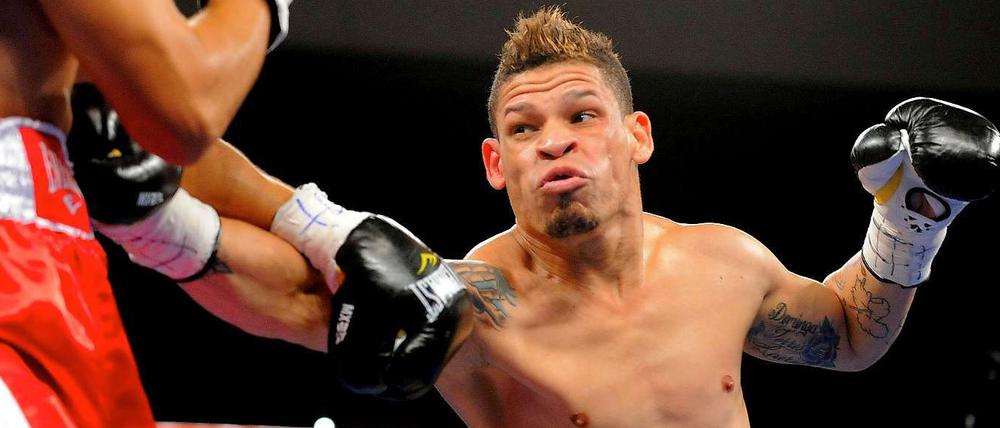 Der schwule Boxer Orlando Cruz (r.) hat den Kampf gegen Jorge Pazos gewonnen.