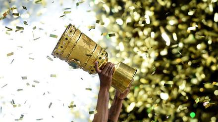 Der DFB-Pokal würde aufgewertet werden, wenn der Sieger es direkt in die Champions League schafft.