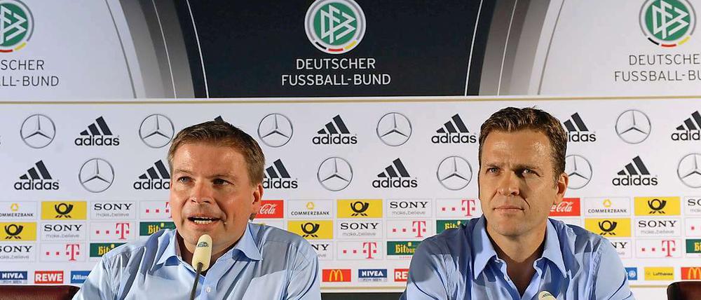Neu und alt: DFB-Presschef Jens Grittner und Teammanager Oliver Bierhoff (r.).