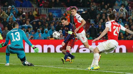 Lionel Messi erzielt das 3:1 für den Barcelona.