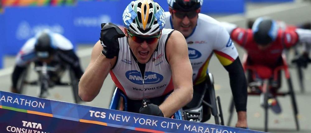 Kurt Fearnley bei seinem Sieg beim New York Marathon Anfang November 2014.