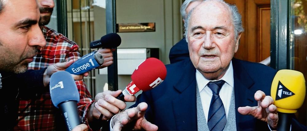 Der frühere Fifa-Präsident Joseoph Blatter nach einer Cas-Anhörung im April 2016.