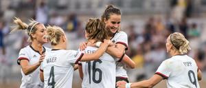 Auf ins Finale: Die deutschen Fußballerinen haben Kanada mit 2:0 geschlagen.