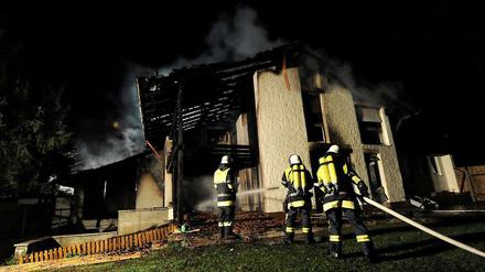 Die Villa des Bayern-Profis Breno in München-Grünwald brannte vollständig aus.