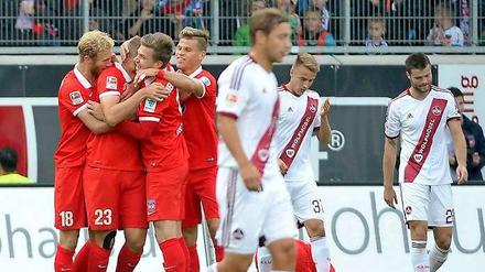 Forscher Aufsteiger demütigt Traditionsklub: Der 1. FC Nürnberg verliert in Heidenheim mit 0:3.