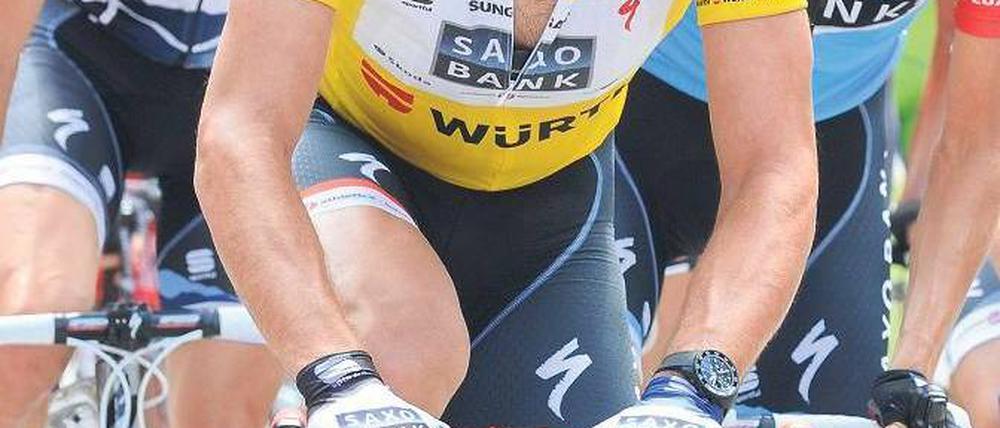 Unter Beobachtung. Auf Fabian Cancellara schaut die Konkurrenz genau – auf sein Fahrrad auch. Foto: dpa