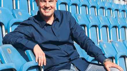 Lächelnd durch die Krise. Marc Fascher, neuer Trainer des FC Hansa.
