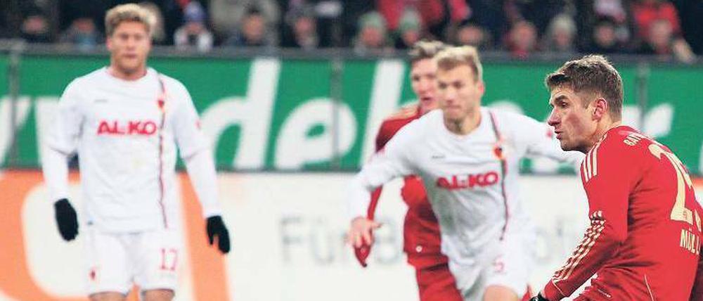 Locker vom Punkt. Thomas Müller traf per Strafstoß zum 1:0 für die Bayern.