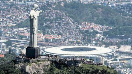 Das große Ballspiel von Brasilien. Die Fußball-Weltmeisterschaft beginnt am 12. Juni und ist unbestritten das Sportereignis des Jahres 2014. Foto: AFP