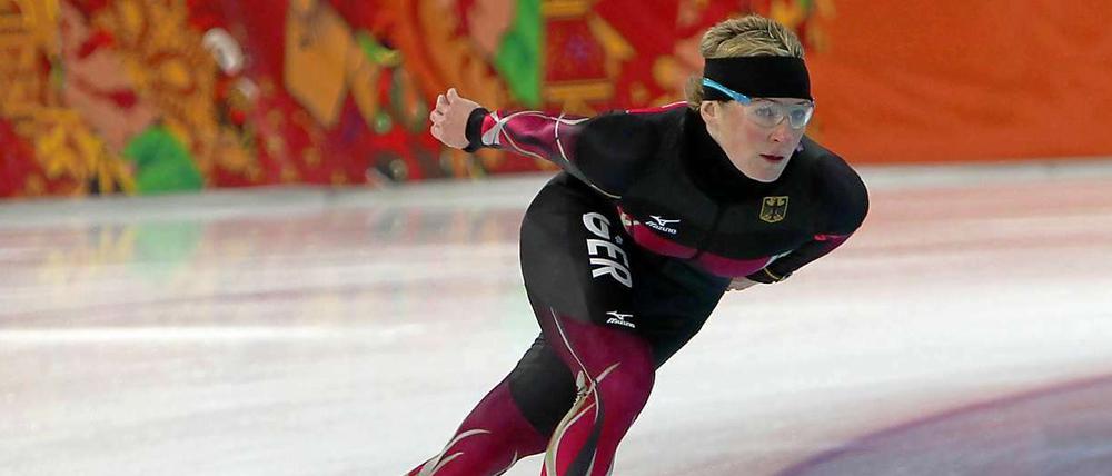 Claudia Pechstein könnte am Mittwoch als erste Frau über 40 eine Medaille in Sotschi gewinnen.