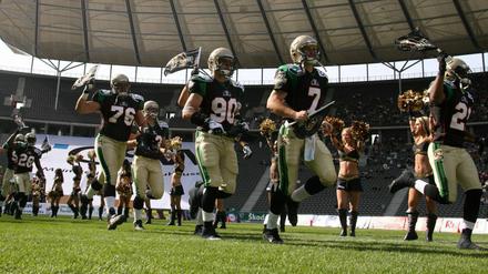 Kleine Vergangenheit des großen Sports. Bis 2007 spielten die Berlin Thunder in der inzwischen eingestellten NFL Europe Football im Berliner Olympiastadion. 