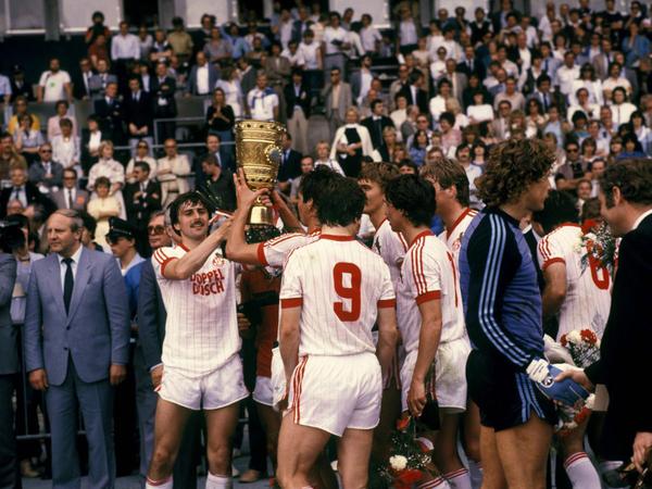 Alte Bekannte. 1983 gewann Allofs mit dem 1. FC Köln den DFB-Pokal. 