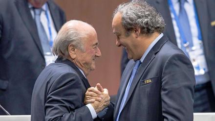Will Platini (rechts) Fifa-Chef Blatter ablösen? 