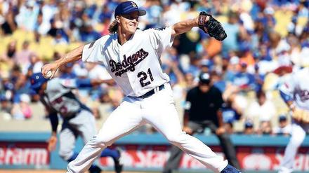 Teure Aktion. Pitcher Zack Greinke von den Los Angeles Dodgers ist einer der Stars des Klubs und hat einen Sechs-Jahres-Vertrag über 147 Millionen Dollar. 