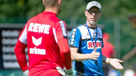 Kölns Coach Peter Stöger kann eigene Fehler zugeben.