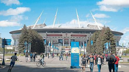  In Sankt Petersburg steht das zweitgrößte WM-Stadion mit Platz für 69 500 Zuschauer. Nur ins Luschniki-Stadion in Moskau passen mehr Fans. 