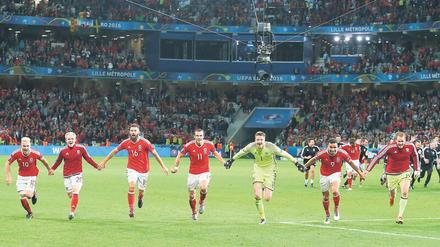 Der größte Erfolg. Am 1. Juli 2016 erreicht Wales das Halbfinale der Europameisterschaft.