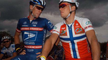 Weggefährten: Lance Armstrong (li.) und Thor Hushovd im Jahr 2004.
