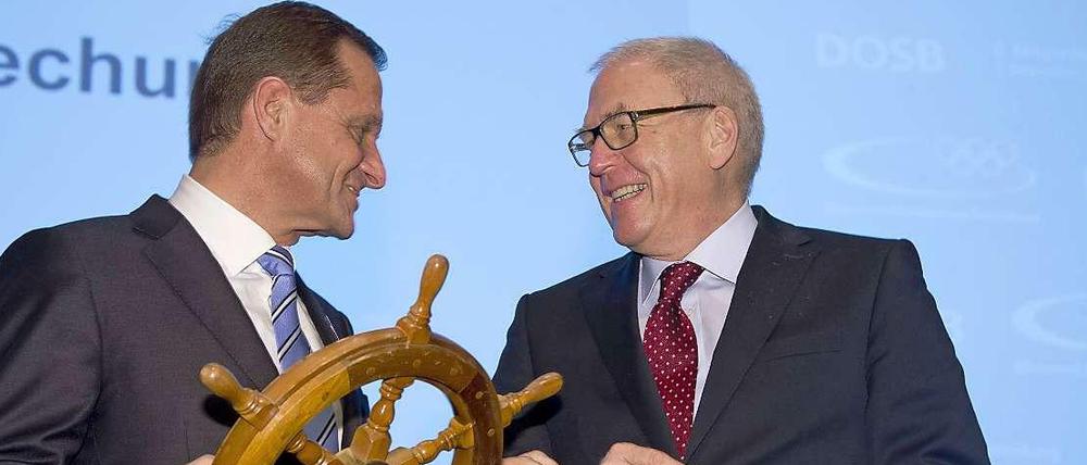 Wer hält das Steuer in der Hand? DOSB-Präsident Alfons Hörmann (links) oder Generaldirektor Michael Vesper, der auch zum Vorstandsvorsitzenden werden könnte?