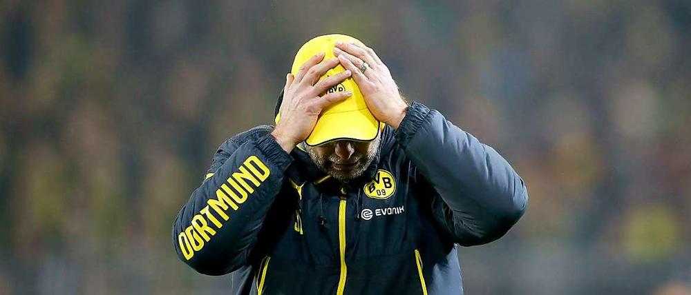 Kopfschmerzen bei Jürgen Klopp? Zwei Tage vor dem Spiel zwischen dem FC Bayern München und Borussia Dortmund hat Helmut Markwort, Verwaltungsbeirat des Rekordmeisters, über Kontakte zum BVB-Trainer gesprochen.